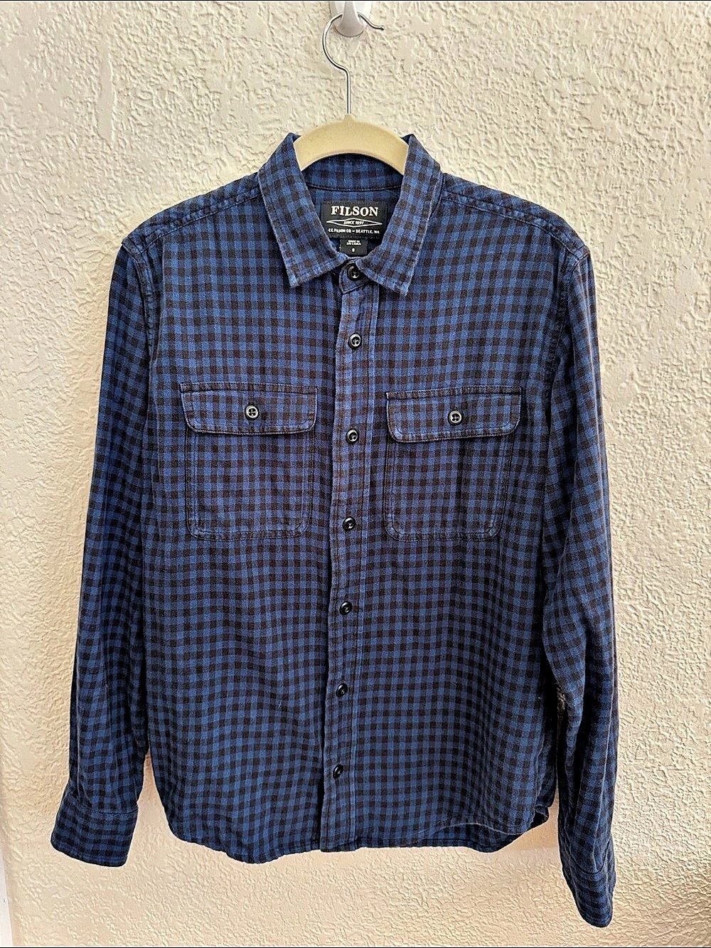 Filson Plaid Button Down Shirt Blue & Black Small